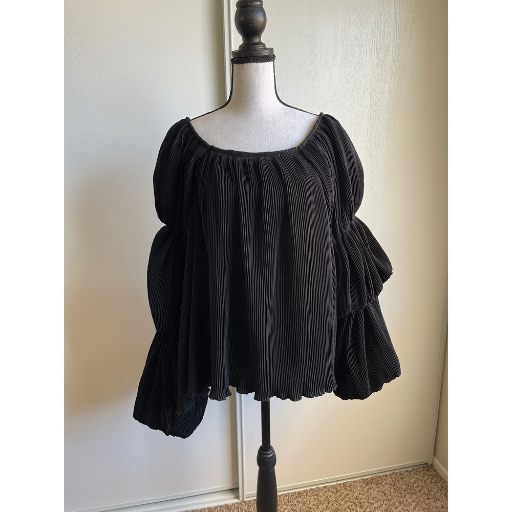 Highlight Womens Small Black Pleated Blouse Tiered Bell Sleeve Peasant Top